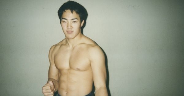  19歳のころ。新日本プロレス入団テストの応募写真