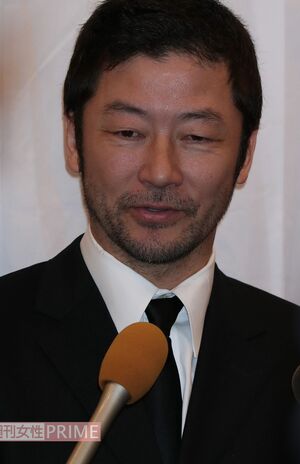 角買和枝さんのお別れ会に参加した浅野忠信