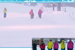 松田元太は口から白い煙を吐いている（Travis Japan公式YouTubeチャンネルより）