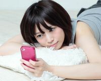 VDT作業の多い大人の視力が低下「意識してまばたきを」