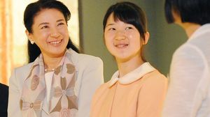 愛子さまの ホッソリ写真 に皇室ジャーナリスト 今まででいちばん美しい 週刊女性prime