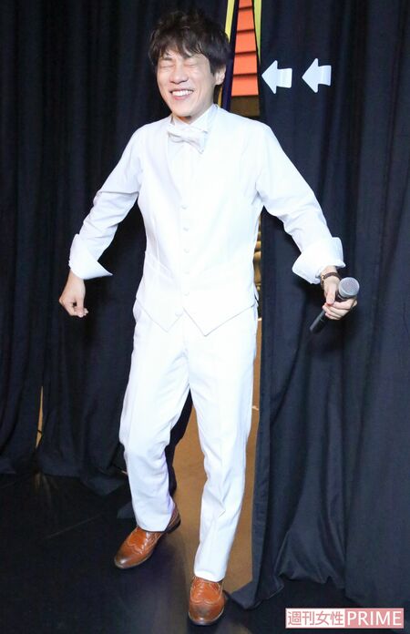 アンコールで『ありがとうの花』をアカペラで歌い、本公演は終了。「たくさんの人にお祝いしてもらえて、とっても幸せでした！」　撮影／吉岡竜紀