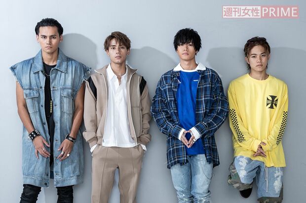 左から、龍(20)、神谷健太(23)、川村壱馬(21)、岩谷翔吾(21)　撮影／廣瀬靖士