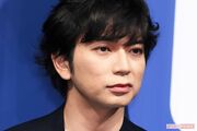 松本潤「ちょっと見ない間に」再三激変に賛否も、インスタライブで披露の渋みを増した真田広之似姿が業界内でも話題
