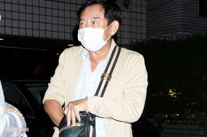 石田純一 福岡でも シャンパン一気 美女お持ち帰り に 叩かれたって大いに結構 ニュース概要 週刊女性prime