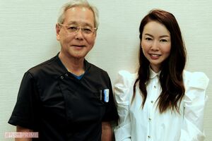 西川吉伸院長と宮崎宣子さん　撮影／蒔田稔