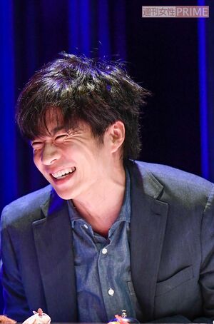 舞台『サメと泳ぐ』より　撮影／山田智絵