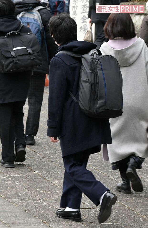 2月13日、筑附の附属高校を一般受験されるため受験会場に向かう悠仁さま