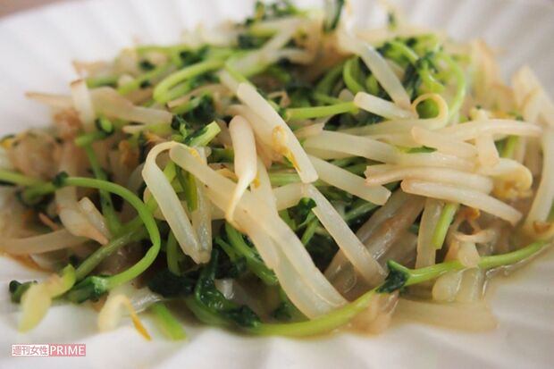 豆苗ともやしの野菜炒め