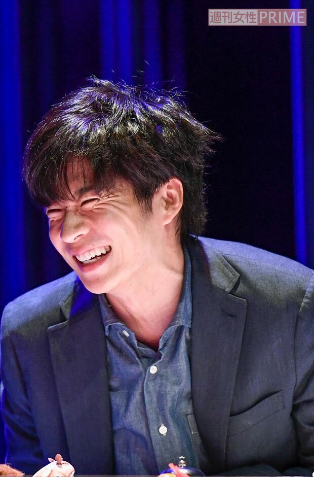 舞台『サメと泳ぐ』より　撮影／山田智絵