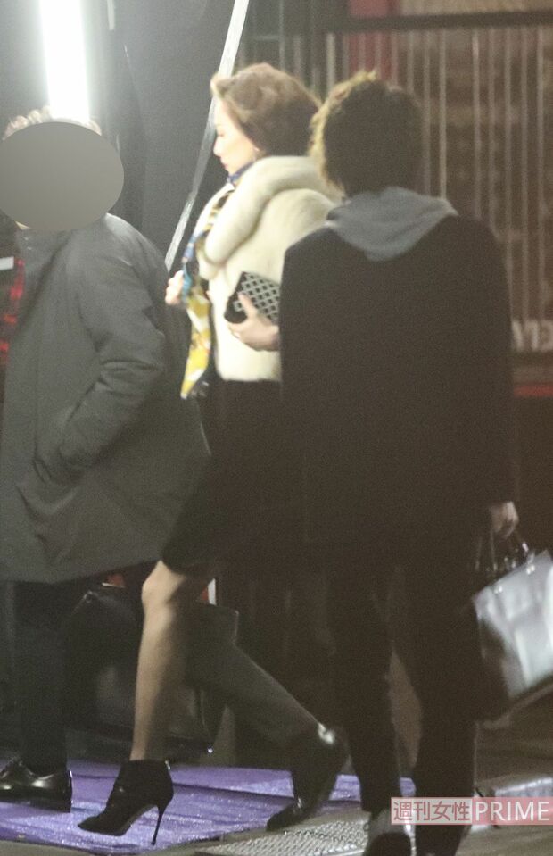 『ドクターX』打ち上げにて。走って会場入りする米倉涼子