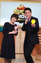 岡田は進行でホイッスルを使用。“猛獣回答陣”を自在に操っちゃう!?