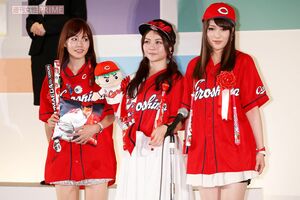 「2014ユーキャン新語・流行語大賞」でもトップテン入りした「カープ女子」