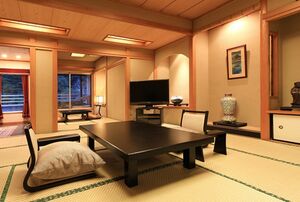 被害にあった「湯守田中屋」（同旅館ホームページより）。予約されていた露天風呂付き特別室の内装