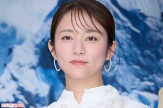 木村文乃、緊急入院から復帰の会見で笑顔見せるも「全然元気そうに見えない」ほっそり近影に心配の声が殺到