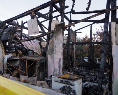 「電気止められローソク暮らしで火災」報道に遺族困惑