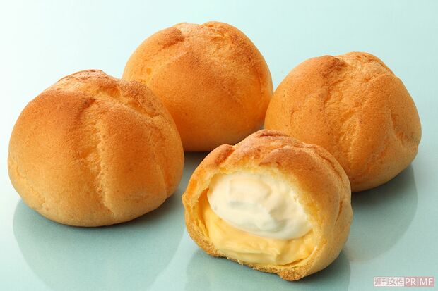 ダブルシュークリーム（108円）