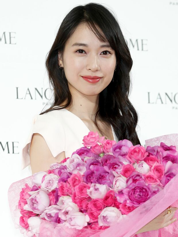 戸田恵梨香　撮影／伊藤和幸