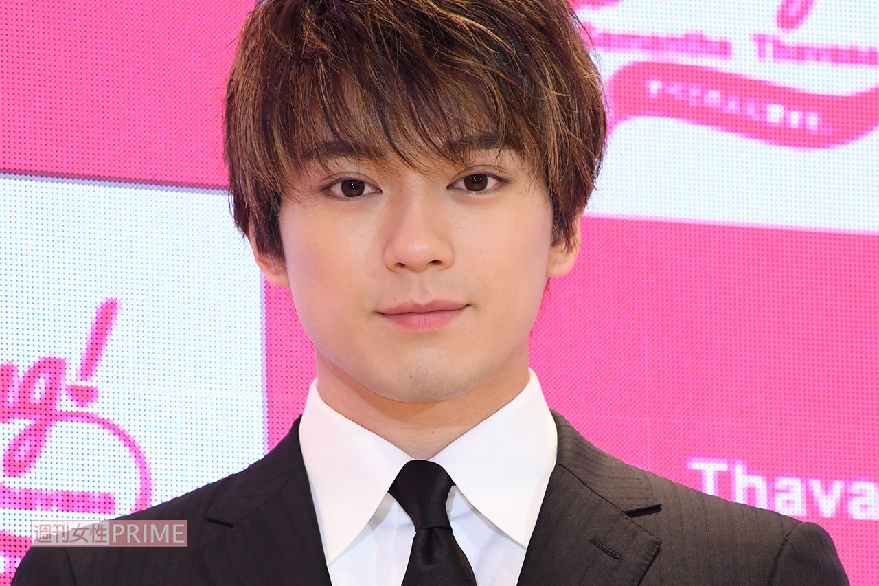 新田真剣佑、 父・千葉真一さんの四十九日を終えてなお「遺骨に会え