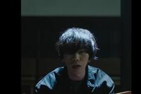 NHK『MUSIC AWARDS』出演の米津玄師、サメライドに“TOYOTA”の文字で「ちょっとシラけた」視聴者の目を引…