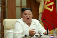 「北朝鮮」のニュースな疑問ぶった斬り! 金正恩の影武者・髪型・後継者って?
