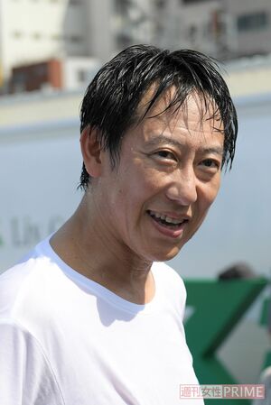 人工波のサーフィンに挑戦した、鈴木大地スポーツ庁長官は「下手くそでもチャレンジすることが大事」　撮影／渡邊智裕