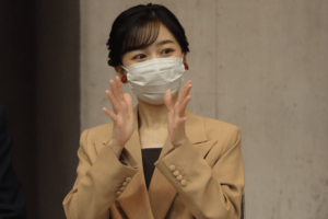 「東京2025デフリンピック」の空手競技を観戦し、手話で拍手を(2025年11月24日)