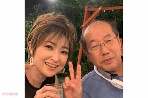 番組がきっかけで23年ぶりに再会した桐谷さんと演歌歌手の山口かおる