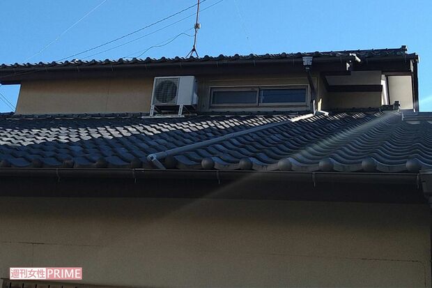 岡村真仁容疑者は自宅2階で妹の首を絞めて殺害した