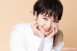 剛力彩芽　撮影／矢島泰輔　ヘアメイク／高城裕子　スタイリング／津野真吾（impiger）衣装協力／alexanderwang