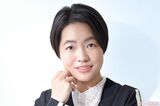 イモトアヤコ　撮影/廣瀬靖士　ヘアメイク/杉野加奈　スタイリスト/奥田ひろ子　衣装協力/IMMEZ