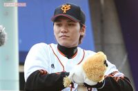 坂本勇人が白昼デート!美女の攻めすぎ“彼シャツ”コーデに「あざとい計算女」の本音