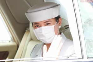 香淳皇后が逝去して20回目の命日にあたる6月16日、『香淳皇后二十年式年祭の儀』のため、雅子さまと秋篠宮ご夫妻が皇居へ