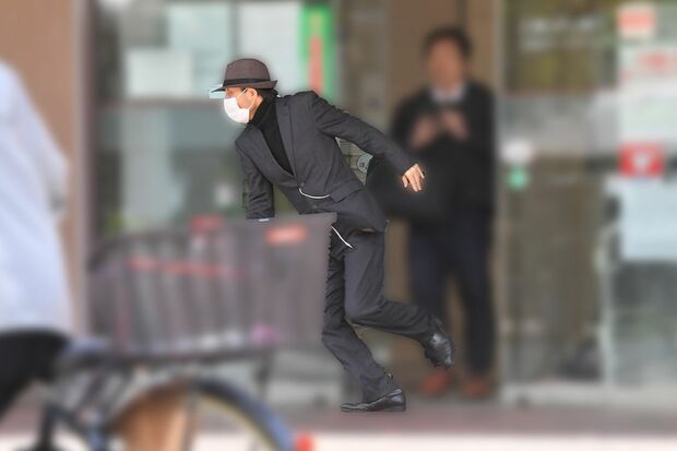 取材から全力逃走する野々村竜太郎（3/6）