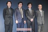 左から白井晃、松尾諭、草なぎ剛、小林勝也　撮影／高梨俊浩