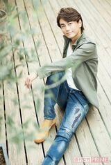 '16年8月。『みれん心』D・E・Fタイプをリリース。30代のうちにやっておきたいことは、「うーん。結婚、かなぁ？30代のうちじゃなくてもいいから、いつかはしたいなぁ（笑）。家に帰ってきたら、誰かがいるって、いいですよね？」　撮影／廣瀬靖士、本誌写真班