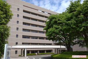 狭山市役所。生活保護を利用するAさんへの対応に問題はなかったのだろうか（筆者撮影）