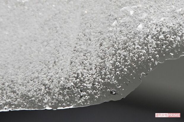 気泡の多さが特徴。パチパチと空気がはじける音が　撮影／渡邉智裕