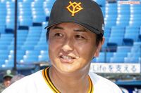 高橋由伸氏、盟友・上原浩治氏からの「巨人次期監督」の質問に“フリーズ&意味深発言”…「1年じゃ無理」…