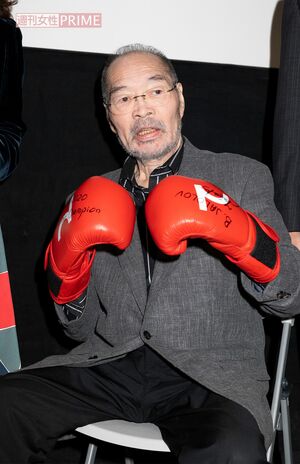2024年、ボクシング映画のイベントに姿を見せていたガッツ石松さん。椅子に座ることが多かった