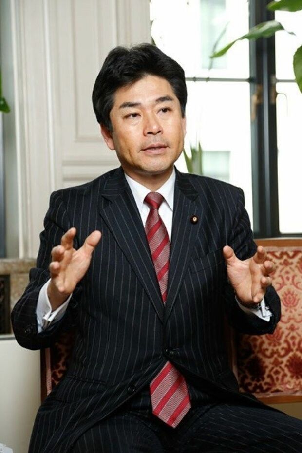 民進党の山井和則衆院議員