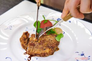 力を入れなくても、びっくりするくらいよく切れる……！　撮影／山田智絵