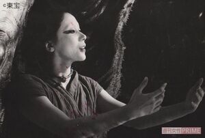 産後3か月で台本が届いた『卑弥呼』。読み始めるとともに母乳が止まり、そこからはずっと人工ミルクだったという　（c）東宝