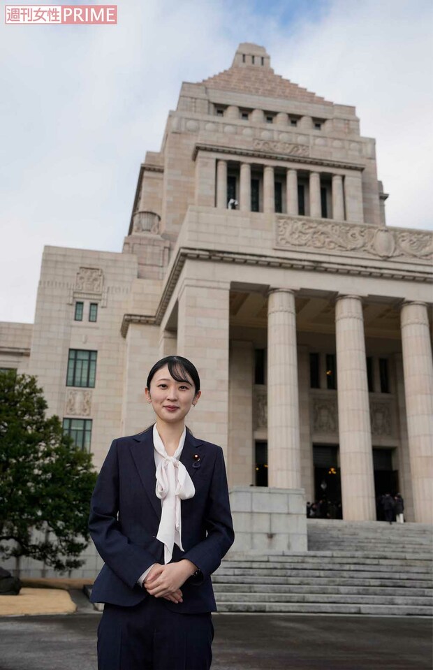国会に初登院した村木汀氏