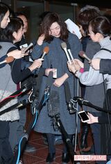 不倫報道後の藤吉久美子の会見（2017年12月）