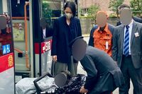 バレーボール元日本代表・大山加奈、双子ベビーカーのバス乗車拒否騒動が炎上、一件落着かと思いきやさらに…