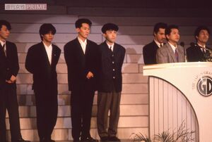 第2回『日本ゴールドディスク大賞』授賞式にてスピーチするチェッカーズ(1988年)