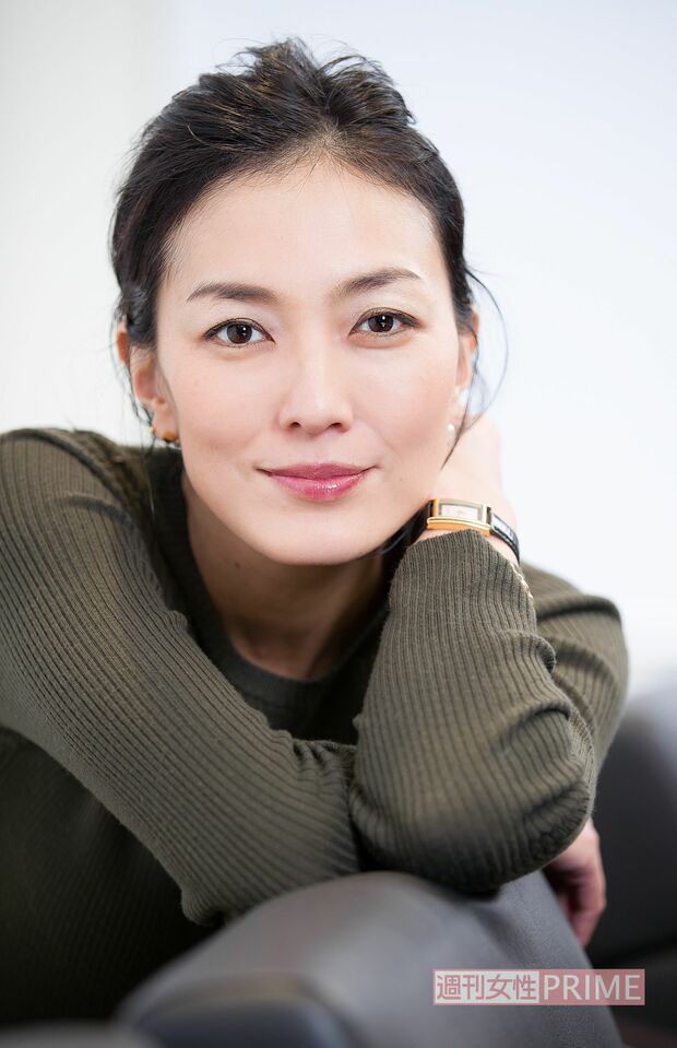 板谷由夏　撮影／伊藤和幸