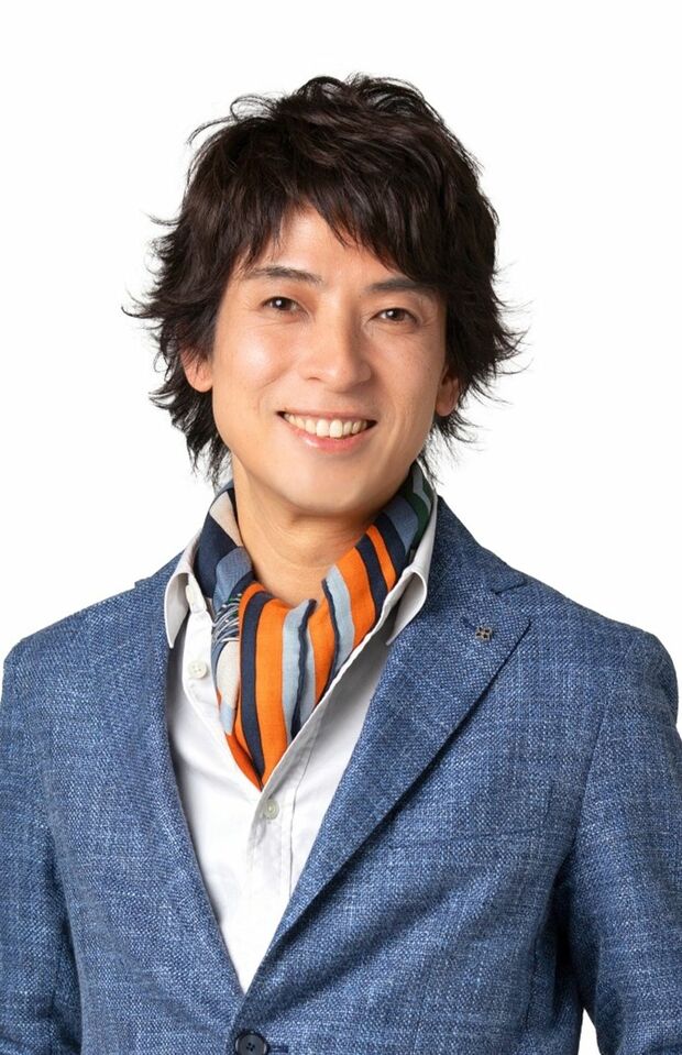 さとうたくじさん●本名は佐藤拓司。アルファルマ株式会社代表取締役。「気の学問」との出合いから人生が好転。この学問を独自に発展させ、「金運カエル」によってすべての人の資質の活かし方がわかるメソッドを開発。6月に著書『お金持ちになれる「金運カエル」の育て方』（主婦と生活社）を出版し、そのメソッドを初公開した。