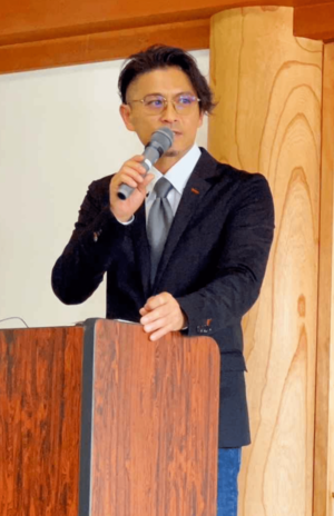 山口達也は現在、アルコール依存症などの講演会を行っている（Xより）